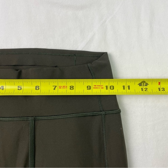 Lululemon Athletica Women's Olive Green Stretch Mid Rise Leggings Size 2 - Picture 2 of 7